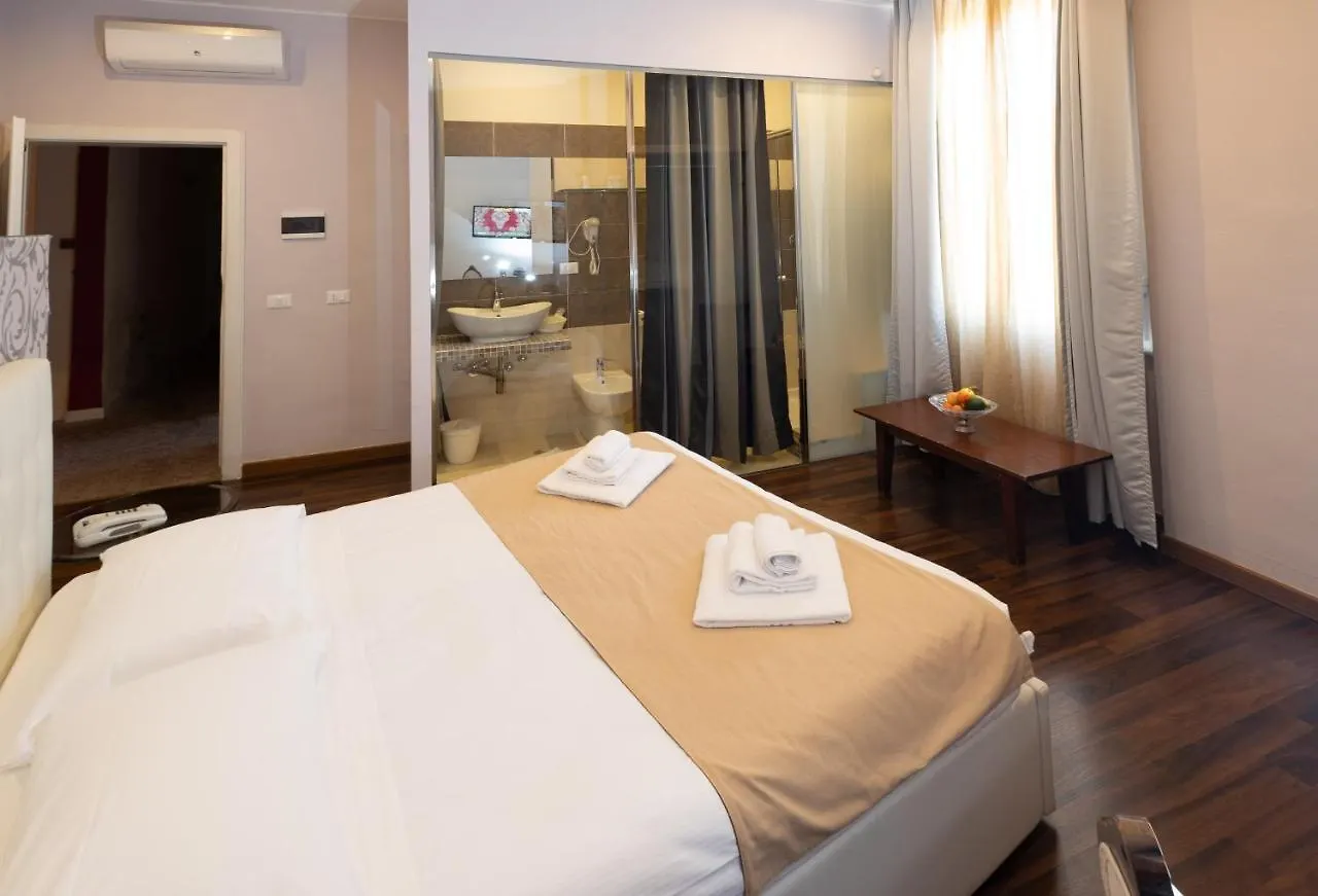 Antico Hotel Moderno Piombino 3*,  Italia